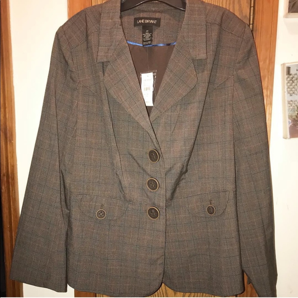 NWT Women 2 PC pant suit. Pant sz 18 Jacket sz 20